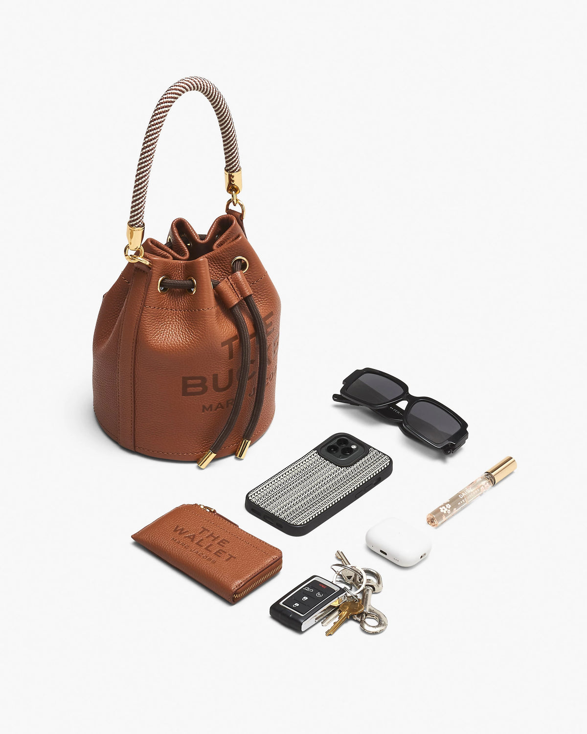 MARC JACOBS The Leather Bucket Bag MEDIUM BLACK