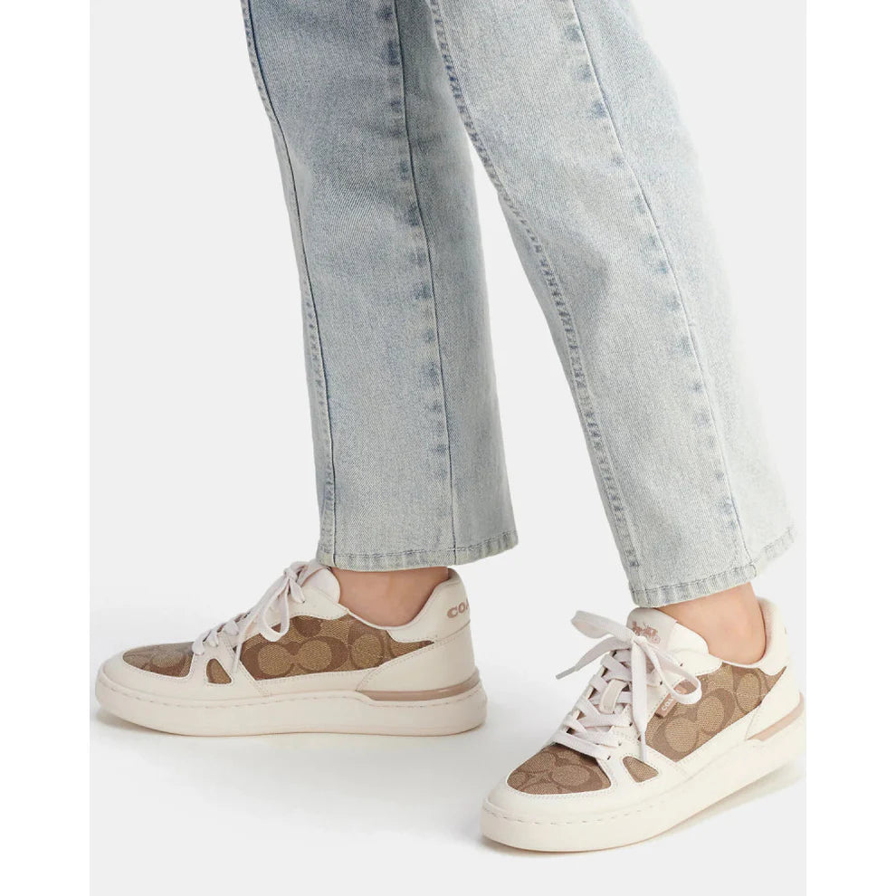 Clip Court Low Top Sneaker in signature Canvas