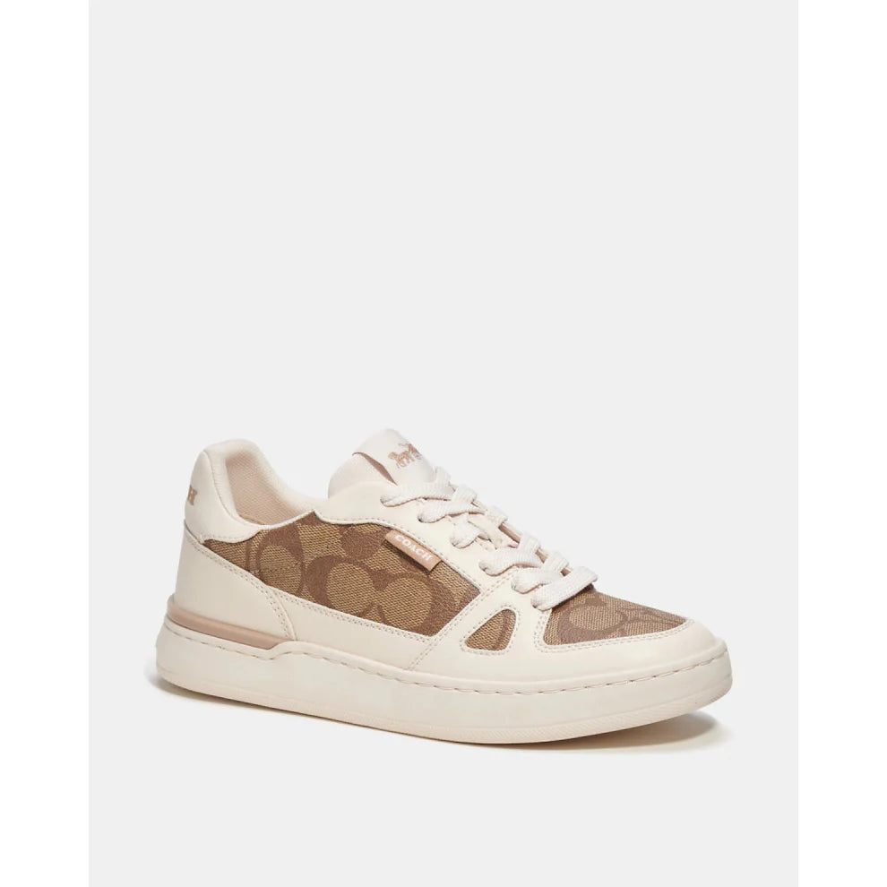 Clip Court Low Top Sneaker in signature Canvas